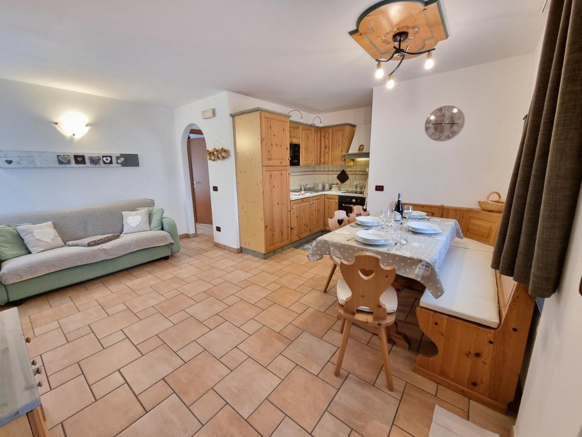 Residence Le Rose Pozza di Fassa Exterior photo