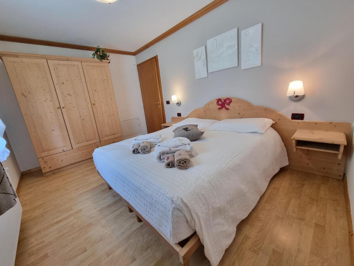 Residence Le Rose Pozza di Fassa Exterior photo